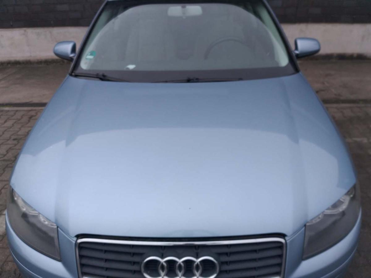 Audi A3 8P original Motorhaube LY5J Liquidblau Bj.2004